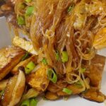 Easy Tom Yum Instant Noodles — 冬阴功泡面